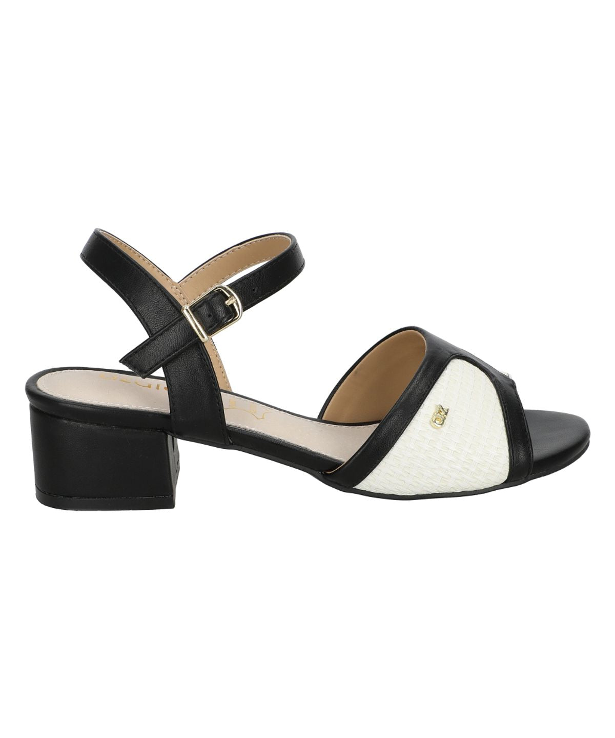 Sandalia Azaleia Sienna-512 Blanco - 1; Sandalia Azaleia Sienna-512 Blanco - 2; Sandalia Azaleia Sienna-512 Blanco - 3; Sandalia Azaleia Sienna-512 Blanco - 4; Sandalia Azaleia Sienna-512 Blanco - 5; Sandalia Azaleia Sienna-512 Blanco - 6; Sandalia Azaleia Sienna-512 Blanco - 7; Sandalia Azaleia Sienna-512 Blanco - 8; Sandalia Azaleia Sienna-512 Blanco - 9; Sandalia Azaleia Sienna-512 Blanco - 10