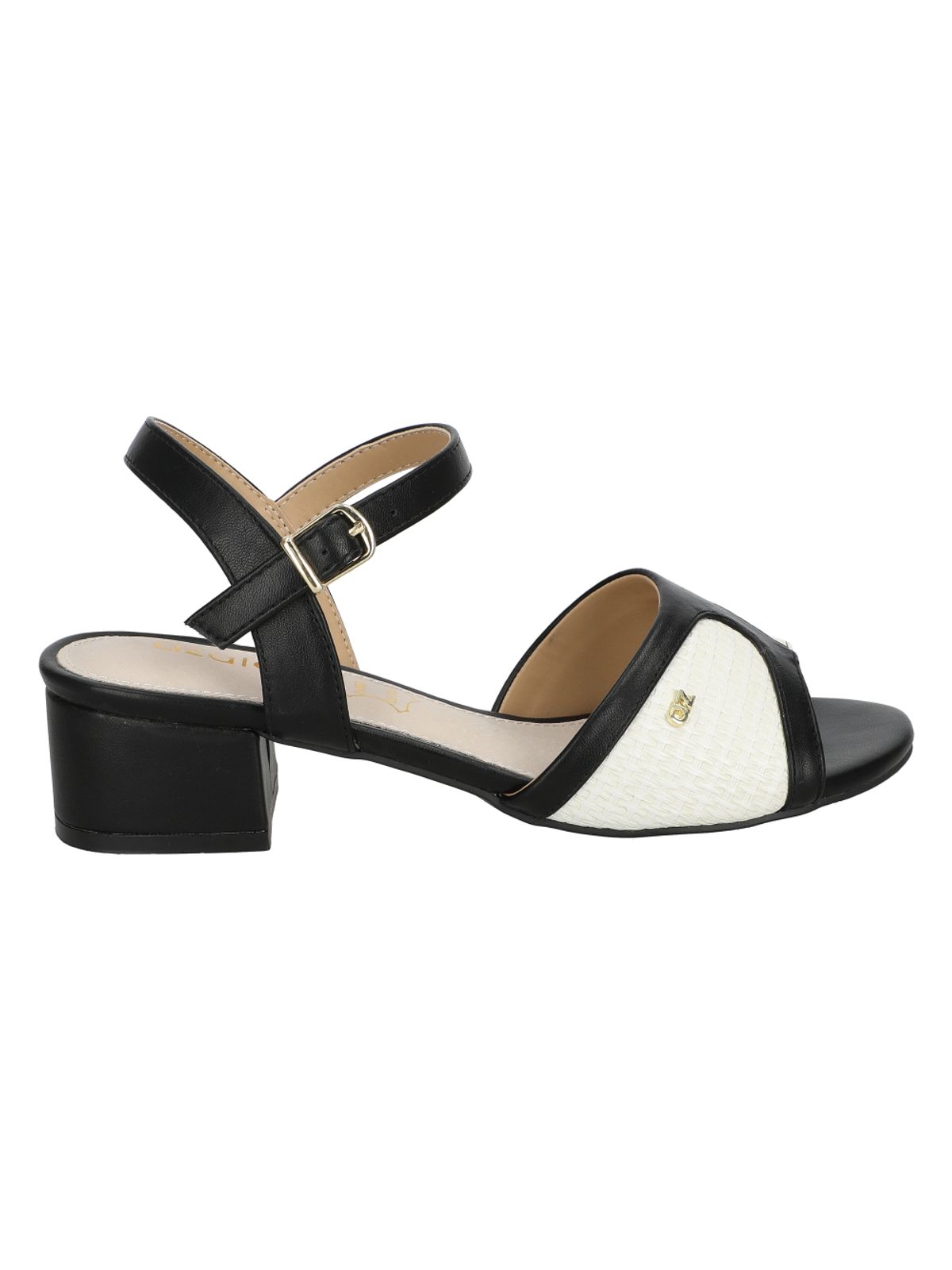 Sandalia Azaleia Sienna-512 Blanco - 1; Sandalia Azaleia Sienna-512 Blanco - 2; Sandalia Azaleia Sienna-512 Blanco - 3; Sandalia Azaleia Sienna-512 Blanco - 4; Sandalia Azaleia Sienna-512 Blanco - 5; Sandalia Azaleia Sienna-512 Blanco - 6; Sandalia Azaleia Sienna-512 Blanco - 7; Sandalia Azaleia Sienna-512 Blanco - 8; Sandalia Azaleia Sienna-512 Blanco - 9; Sandalia Azaleia Sienna-512 Blanco - 10