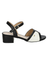 Sandalia Azaleia Sienna-512 Blanco - 1; Sandalia Azaleia Sienna-512 Blanco - 2; Sandalia Azaleia Sienna-512 Blanco - 3; Sandalia Azaleia Sienna-512 Blanco - 4; Sandalia Azaleia Sienna-512 Blanco - 5; Sandalia Azaleia Sienna-512 Blanco - 6; Sandalia Azaleia Sienna-512 Blanco - 7; Sandalia Azaleia Sienna-512 Blanco - 8; Sandalia Azaleia Sienna-512 Blanco - 9; Sandalia Azaleia Sienna-512 Blanco - 10