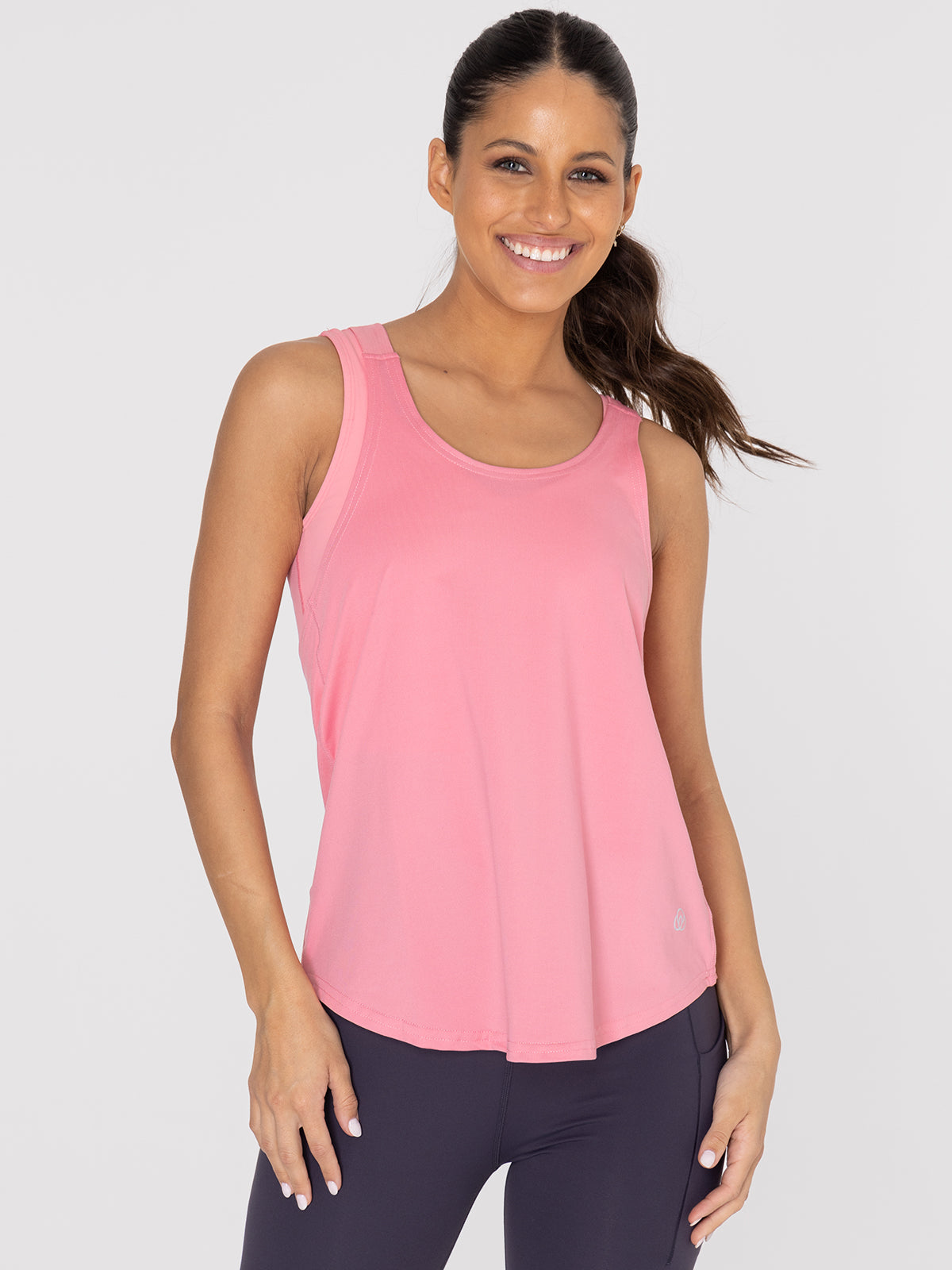 Training Tank Rosado - 1; Training Tank Rosado - 2; Training Tank Rosado - 3; Training Tank Rosado - 4; Training Tank Rosado - 5; Training Tank Rosado - 6; Training Tank Rosado - 7; Training Tank Rosado - 8; Training Tank Rosado - 9; Training Tank Rosado - 10