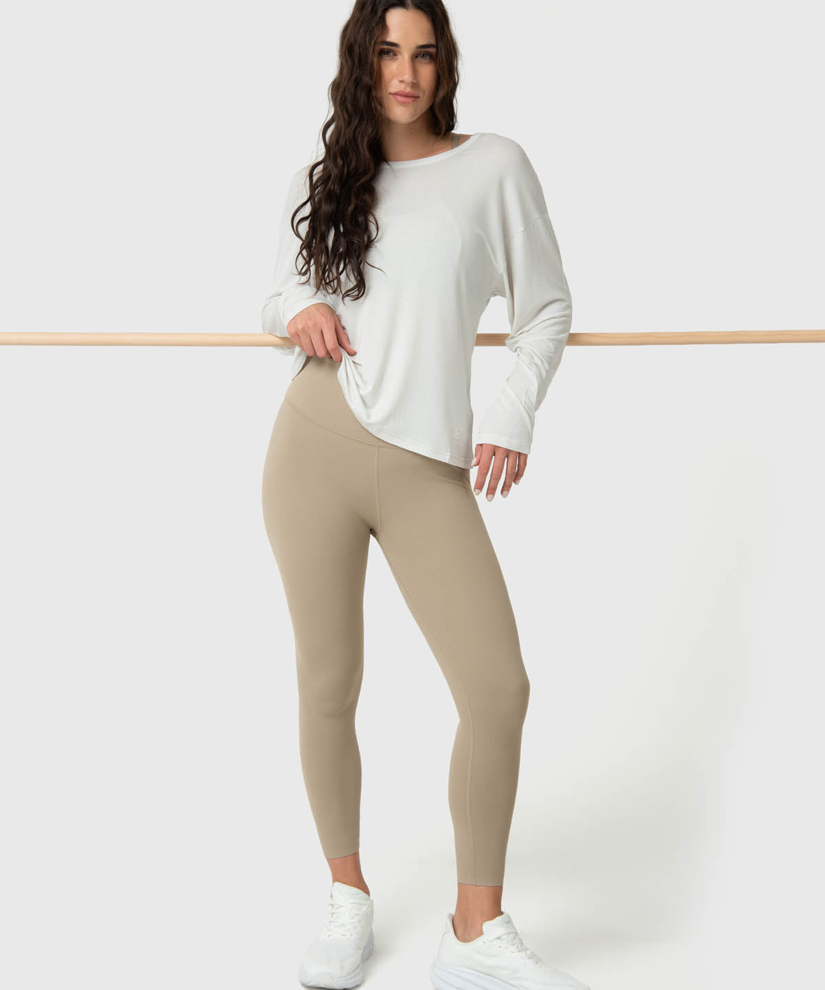 Polo Manga Larga Twist-Back Modal Blanco - 1; Polo Manga Larga Twist-Back Modal Blanco - 2; Polo Manga Larga Twist-Back Modal Blanco - 3; Polo Manga Larga Twist-Back Modal Blanco - 4; Polo Manga Larga Twist-Back Modal Blanco - 5; Polo Manga Larga Twist-Back Modal Blanco - 6; Polo Manga Larga Twist-Back Modal Blanco - 7; Polo Manga Larga Twist-Back Modal Blanco - 8; Polo Manga Larga Twist-Back Modal Blanco - 9; Polo Manga Larga Twist-Back Modal Blanco - 10