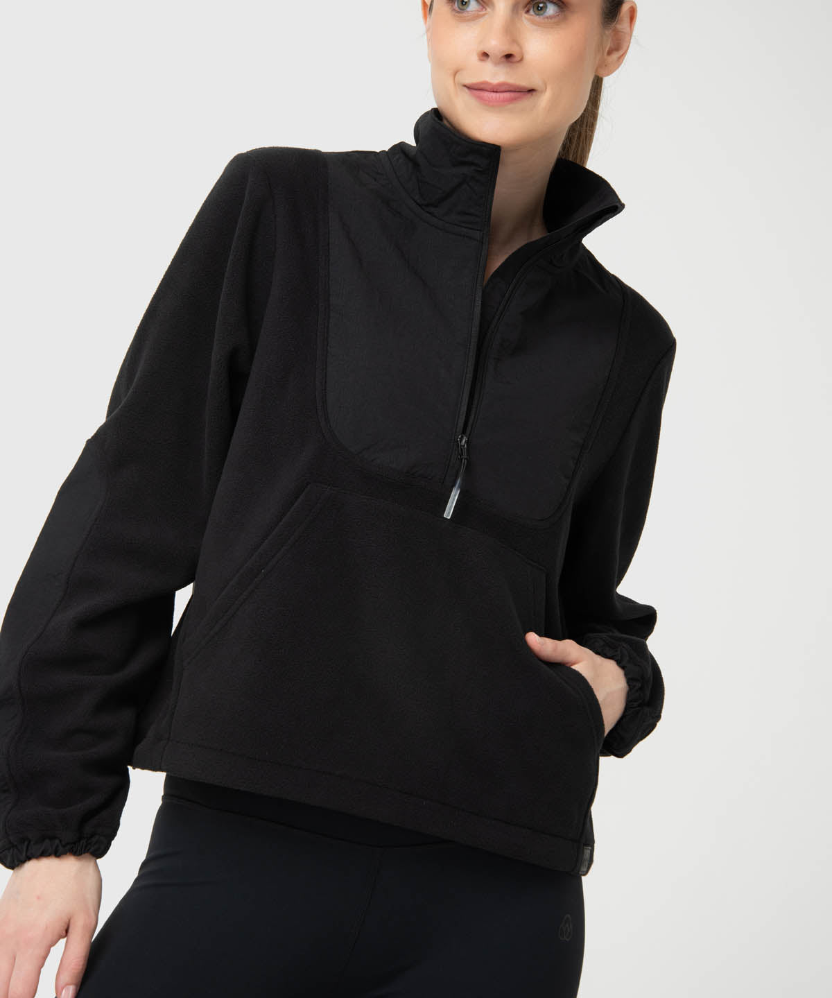 Polar Mid Zip Negro - 1; Polar Mid Zip Negro - 2; Polar Mid Zip Negro - 3; Polar Mid Zip Negro - 4; Polar Mid Zip Negro - 5; Polar Mid Zip Negro - 6; Polar Mid Zip Negro - 7; Polar Mid Zip Negro - 8; Polar Mid Zip Negro - 9; Polar Mid Zip Negro - 10