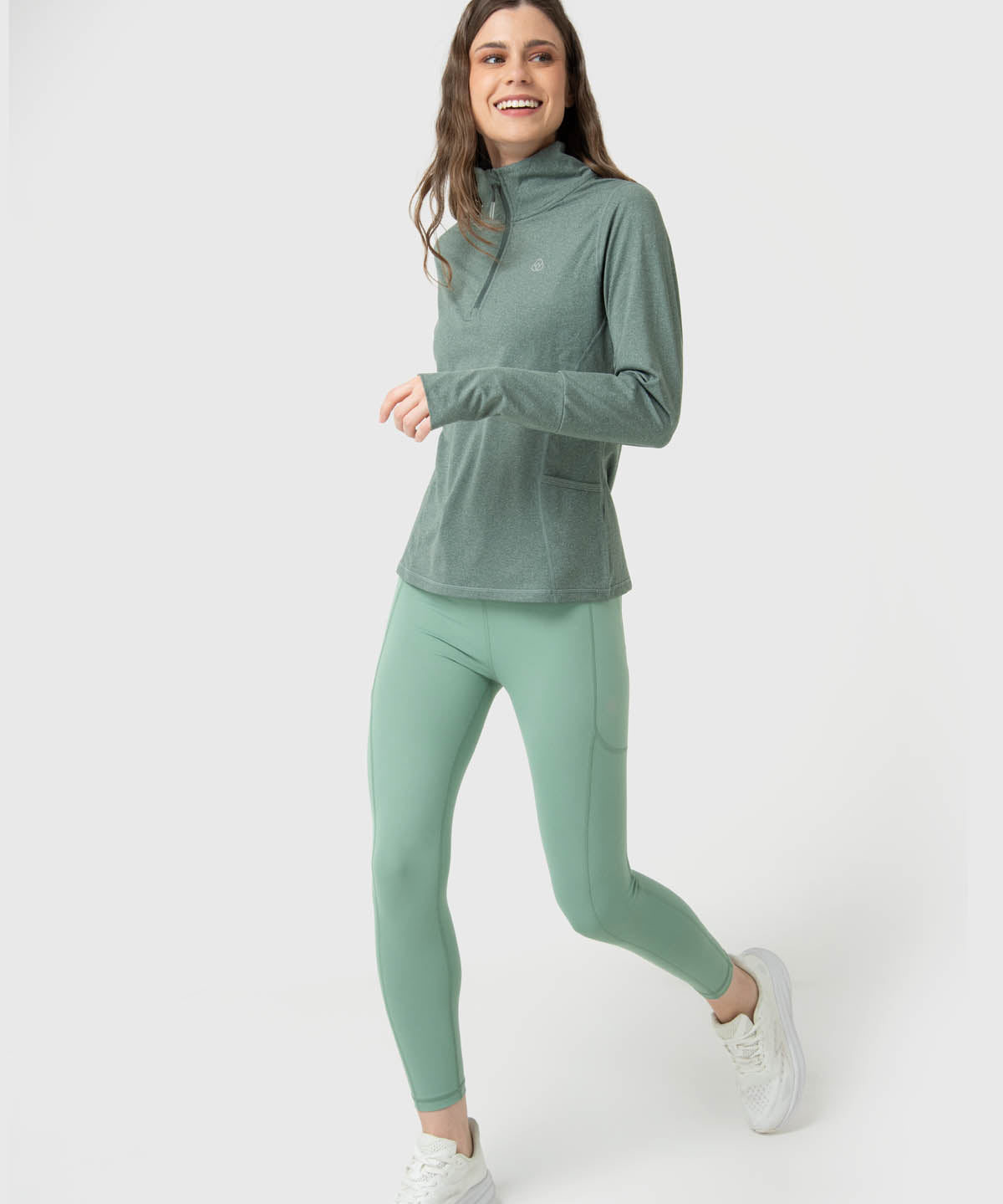 Polera Half Zip Verde - 1; Polera Half Zip Verde - 2; Polera Half Zip Verde - 3; Polera Half Zip Verde - 4; Polera Half Zip Verde - 5; Polera Half Zip Verde - 6; Polera Half Zip Verde - 7; Polera Half Zip Verde - 8; Polera Half Zip Verde - 9; Polera Half Zip Verde - 10