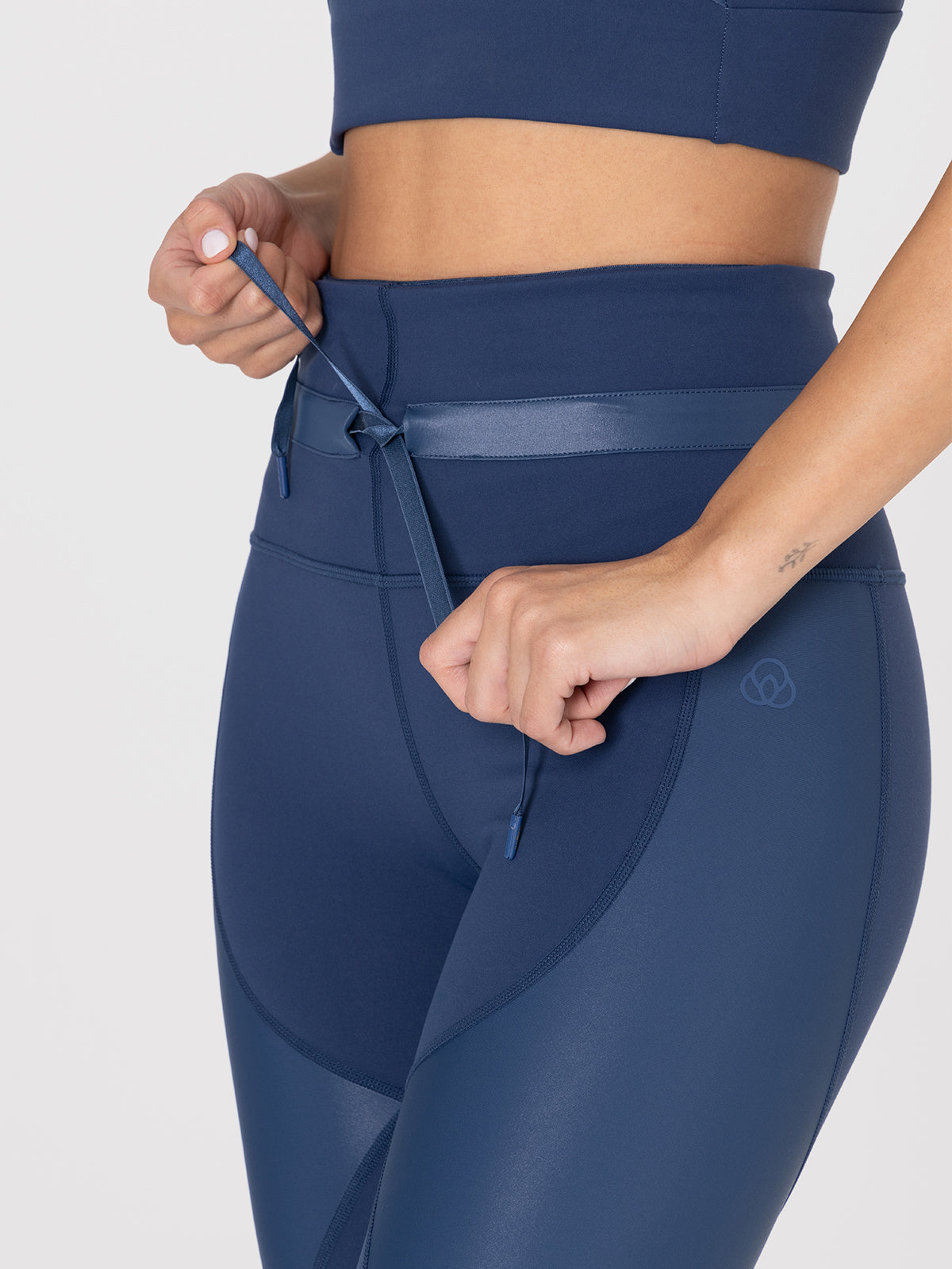 Legging Long Elia Azul - 1; Legging Long Elia Azul - 2; Legging Long Elia Azul - 3; Legging Long Elia Azul - 4; Legging Long Elia Azul - 5; Legging Long Elia Azul - 6; Legging Long Elia Azul - 7; Legging Long Elia Azul - 8; Legging Long Elia Azul - 9; Legging Long Elia Azul - 10
