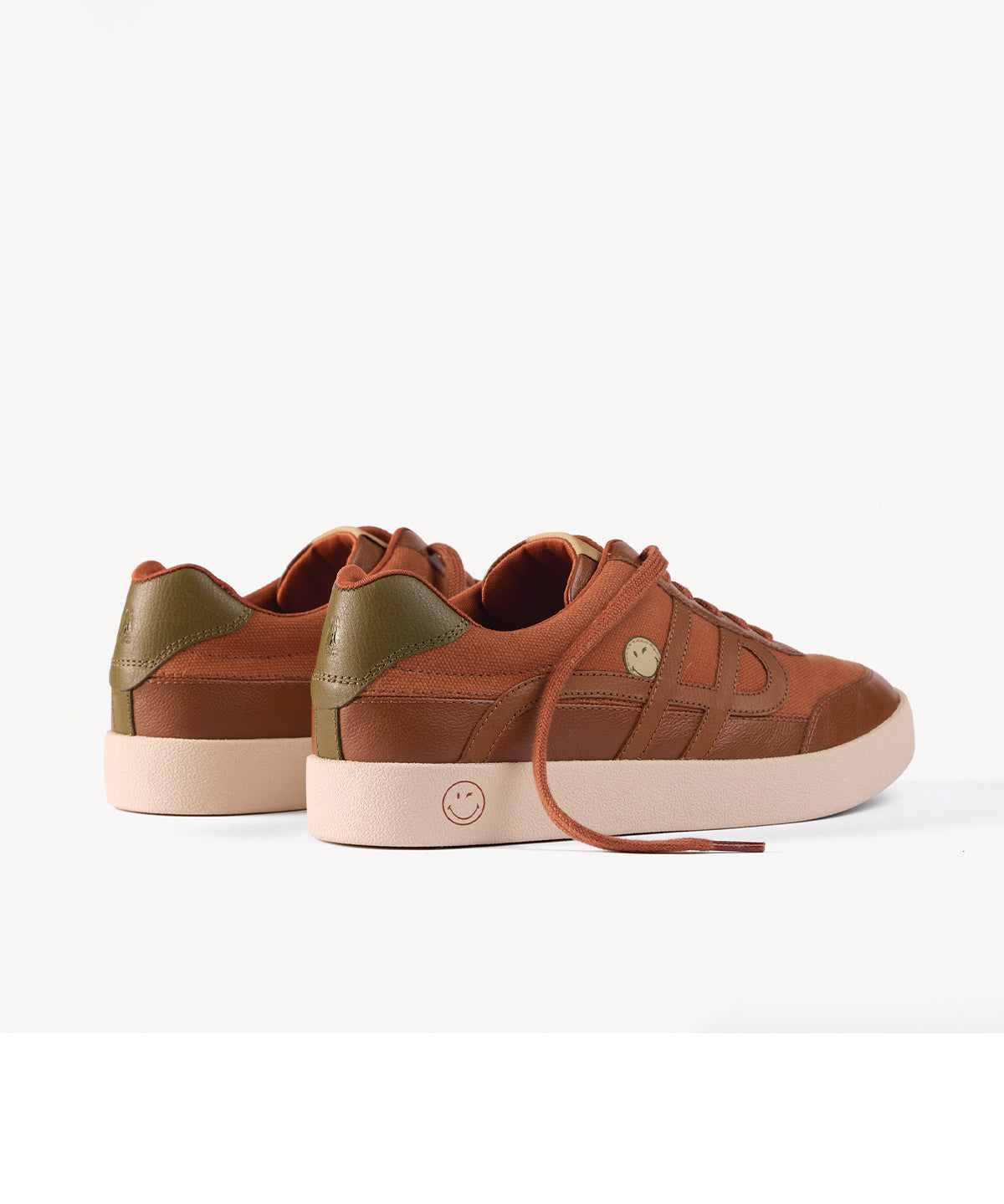 Zapatilla Seventy8 Charlie Cuero Hombre